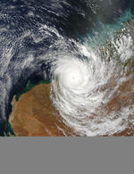Ciclón tropical Fay (18S) encima de Australia occidental