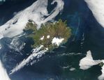 ProliferaciÃ³n de fitoplancton cerca de Islandia