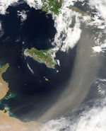 Polvareda sahariana encima del Mediterráneo