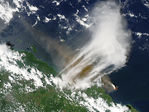 Erupción de volcán Manam, Papúa Nueva Guinea